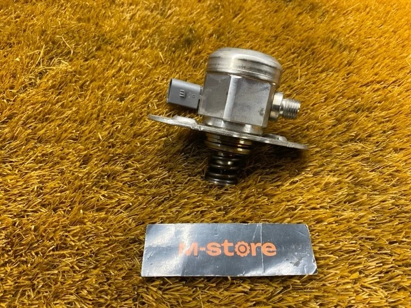 ТНВД Bmw 3-Series 2013 13517584461 F30 N20B20B