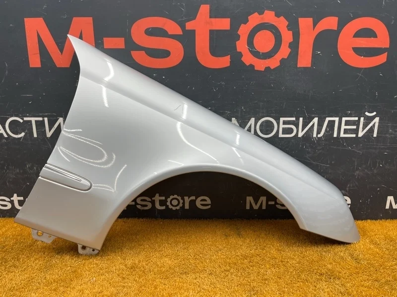 Крыло Mercedes-Benz E-Class 2005 A2118801418 W211 272.943, переднее правое