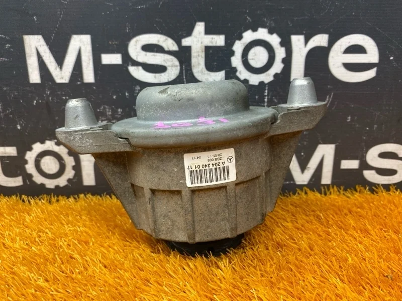 Подушка двигателя Mercedes-Benz C-Class 2010 A2042400117 W204 271.860, левая