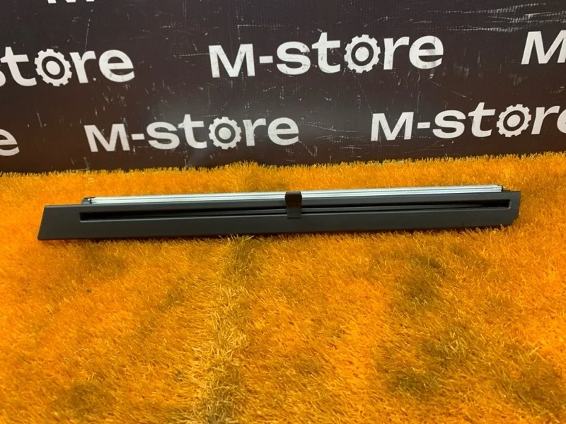 Шторка двери Bmw 5-Series 2012 1778752 F10 N20B20A, задняя левая