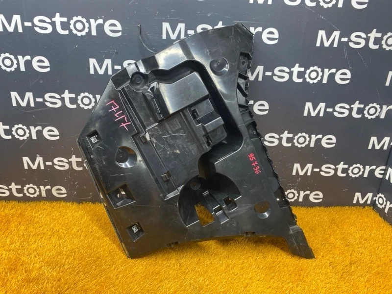 Крепление бампера Bmw 5-Series 2012 51127184768 F10 N20B20A, заднее правое