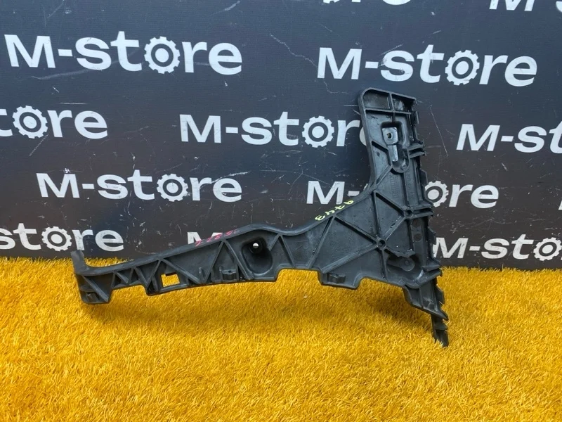 Крепление бампера Audi Q5 2010 8R0807454C 8R CDN, заднее правое
