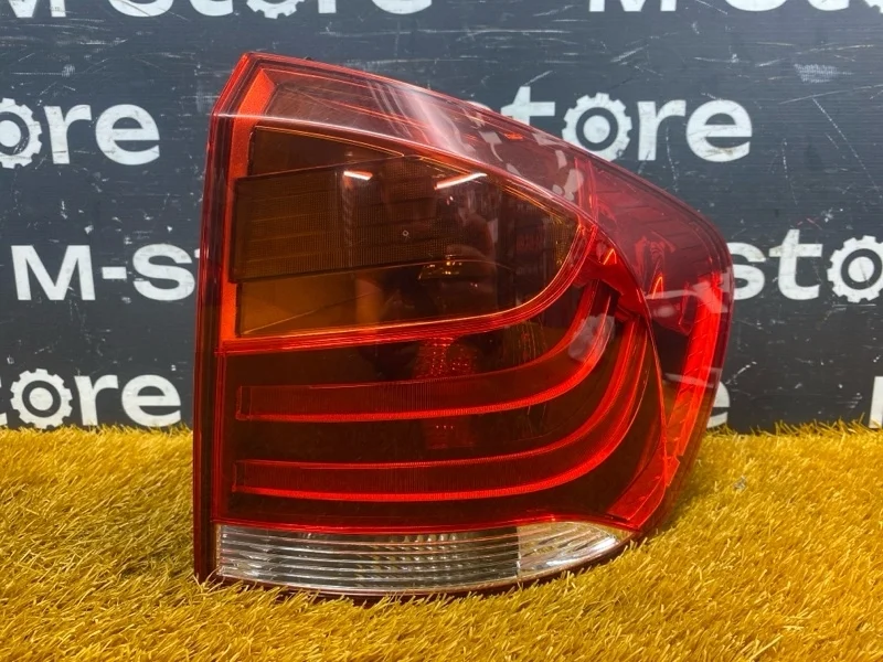 Фонарь задний BMW X1 2011 63212990110 E84 N46B20B, правый