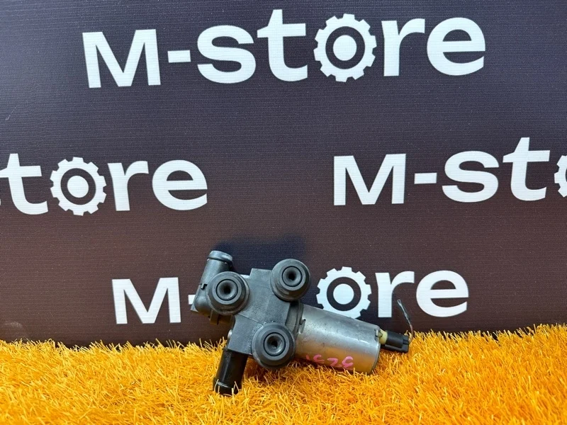 Помпа дополнительная Bmw X1 2011 64116928246 E84 N46B20B