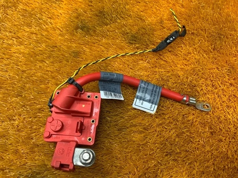 Клемма аккумулятора плюс BMW 1-Series 2009 61139203570 E87 N46B20B