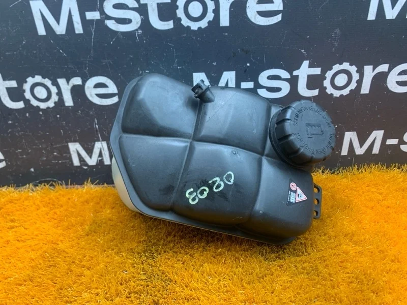 Бачок расширительный Mercedes-Benz E-Class 2008 A2115000049 W211 272.922