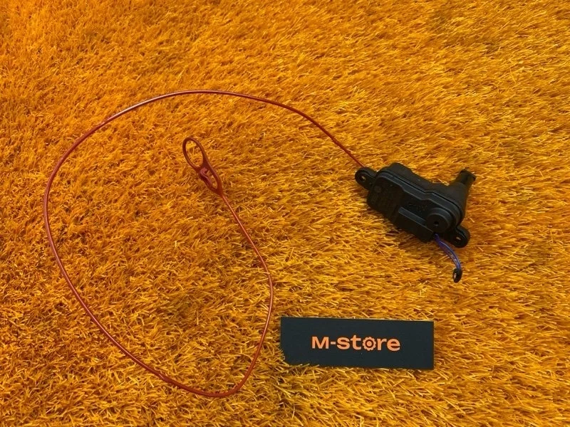 Замок лючка бензобака Audi A4 2015 8V0862153A B9/8W CVK