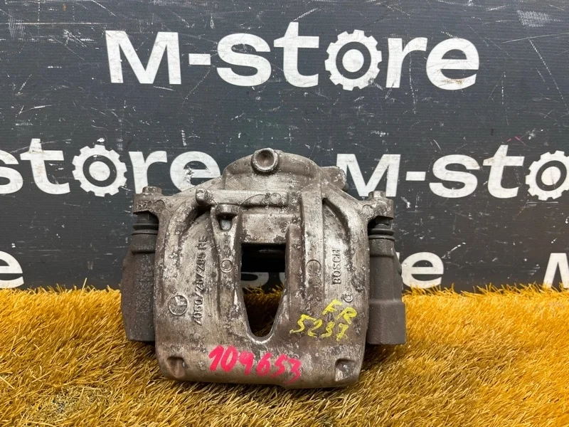 Суппорт Mercedes-Benz E-Class 2007 A0034200283 W211 272.943, передний правый