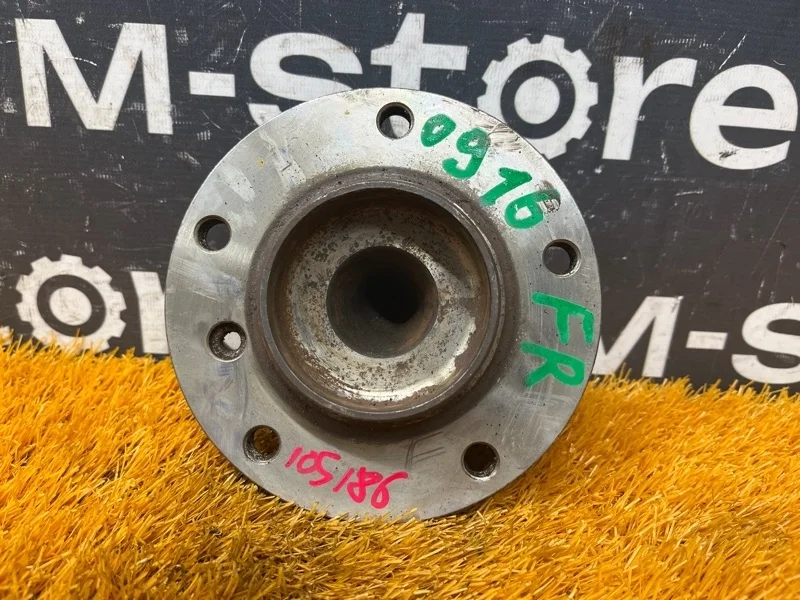 Ступица Bmw 5-Series 2004 31226765601 E60 M54B25 (256S5), передняя правая