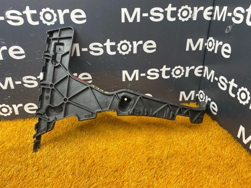 Крепление бампера Audi Q5 2010 8R0807453C 8R CDN, заднее левое