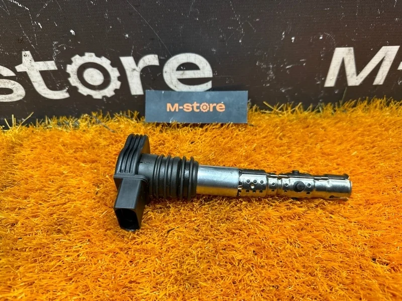 Катушка зажигания Audi A4 2007 06B905115R B7/8E ALT