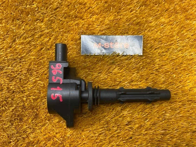 Катушка зажигания Mercedes-Benz E-Class 2008 A0001502780 W211 272.922
