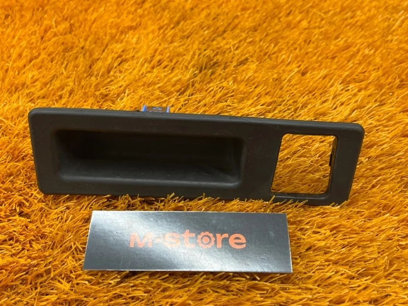 Ручка багажника BMW X3 2013 51247368753 F25 N47D20C