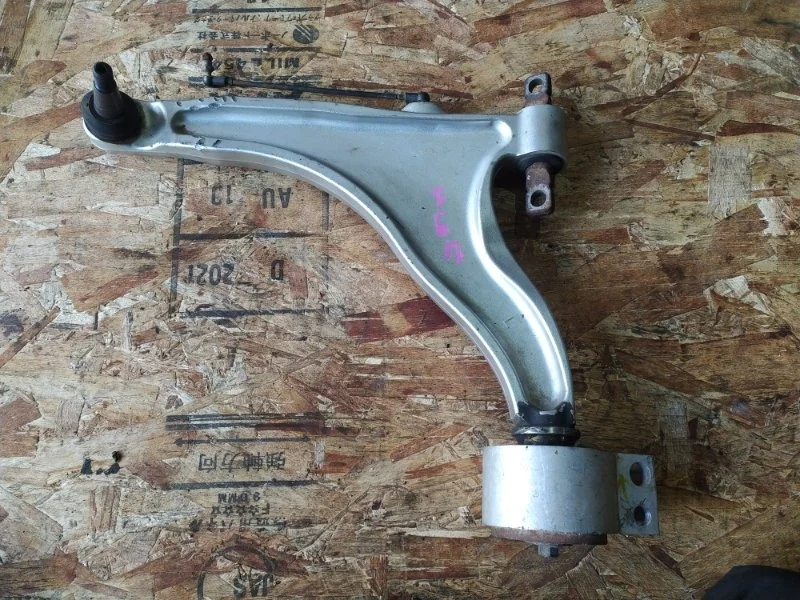 Рычаг подвески нижний Cadillac SRX 2011 FFN