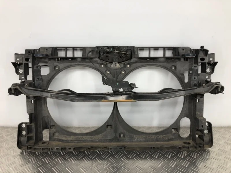 Передняя панель Nissan Teana J32