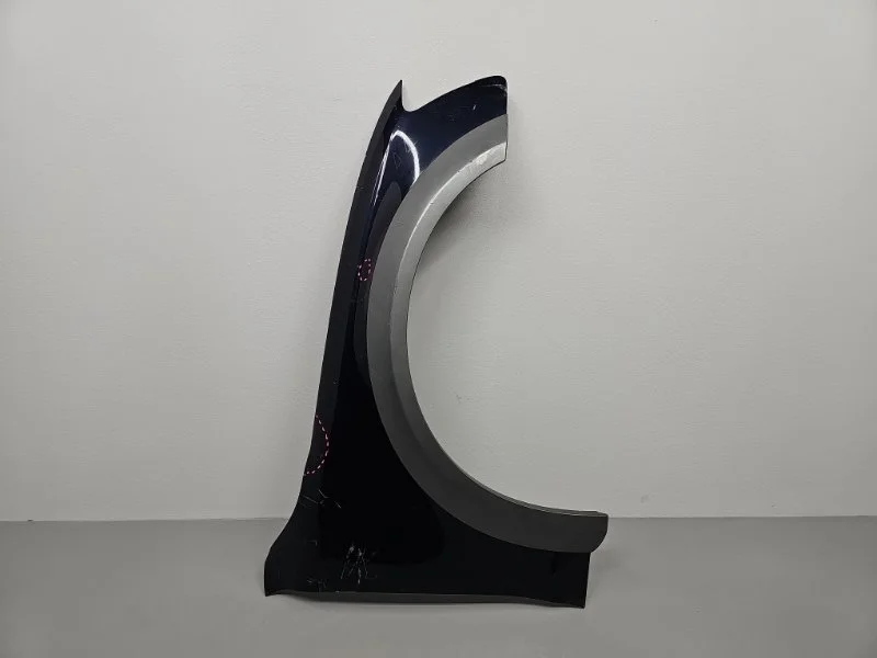 Крыло Audi A4 B8