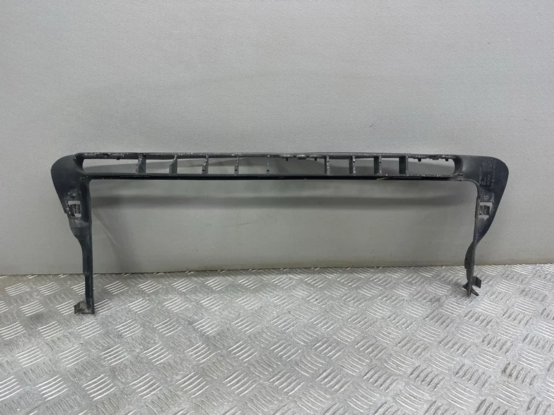 Дефлектор радиатора Volvo XC90 1 поколение