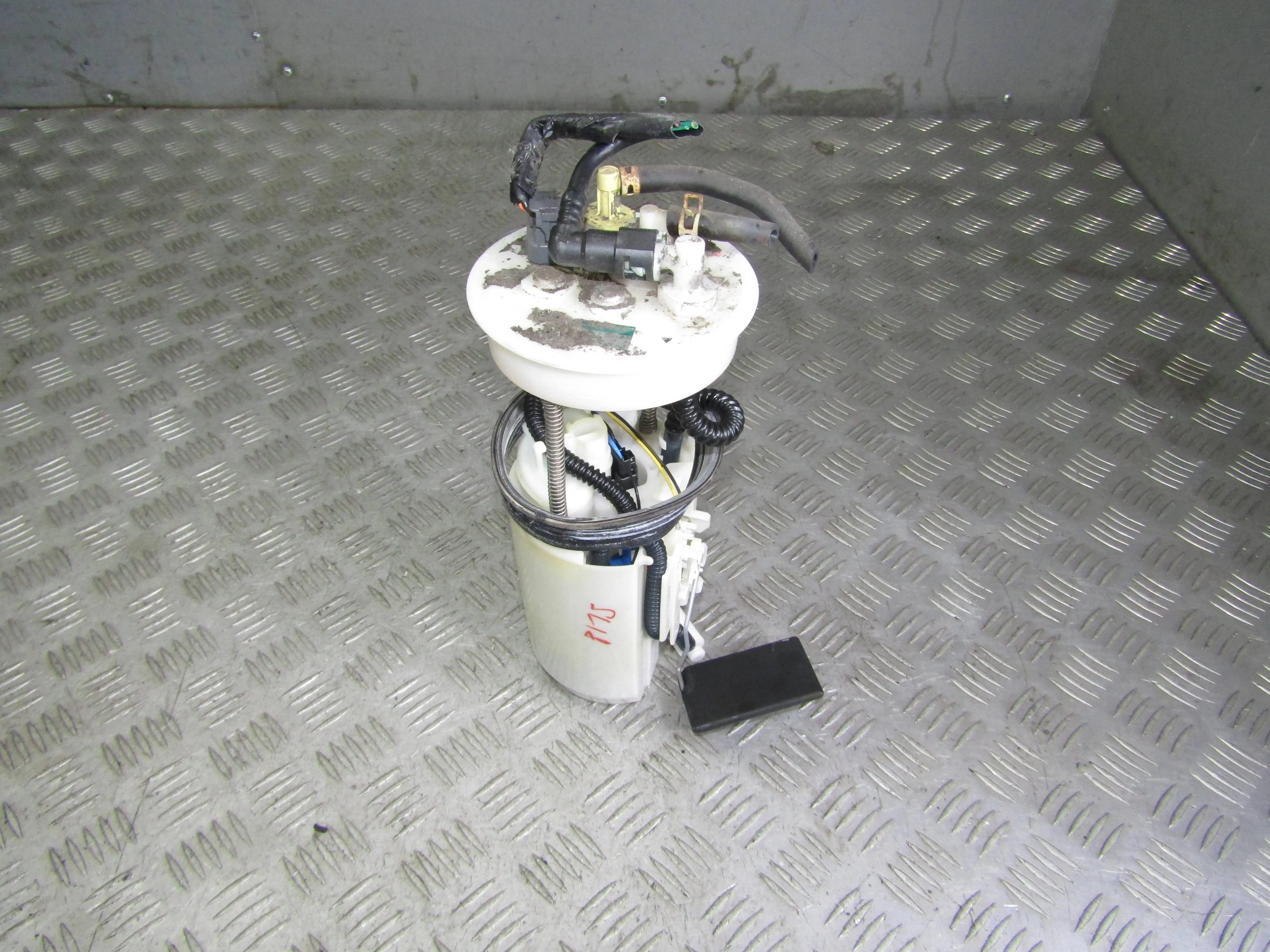 Бензонасос HONDA Civic VIII (2005—2009)