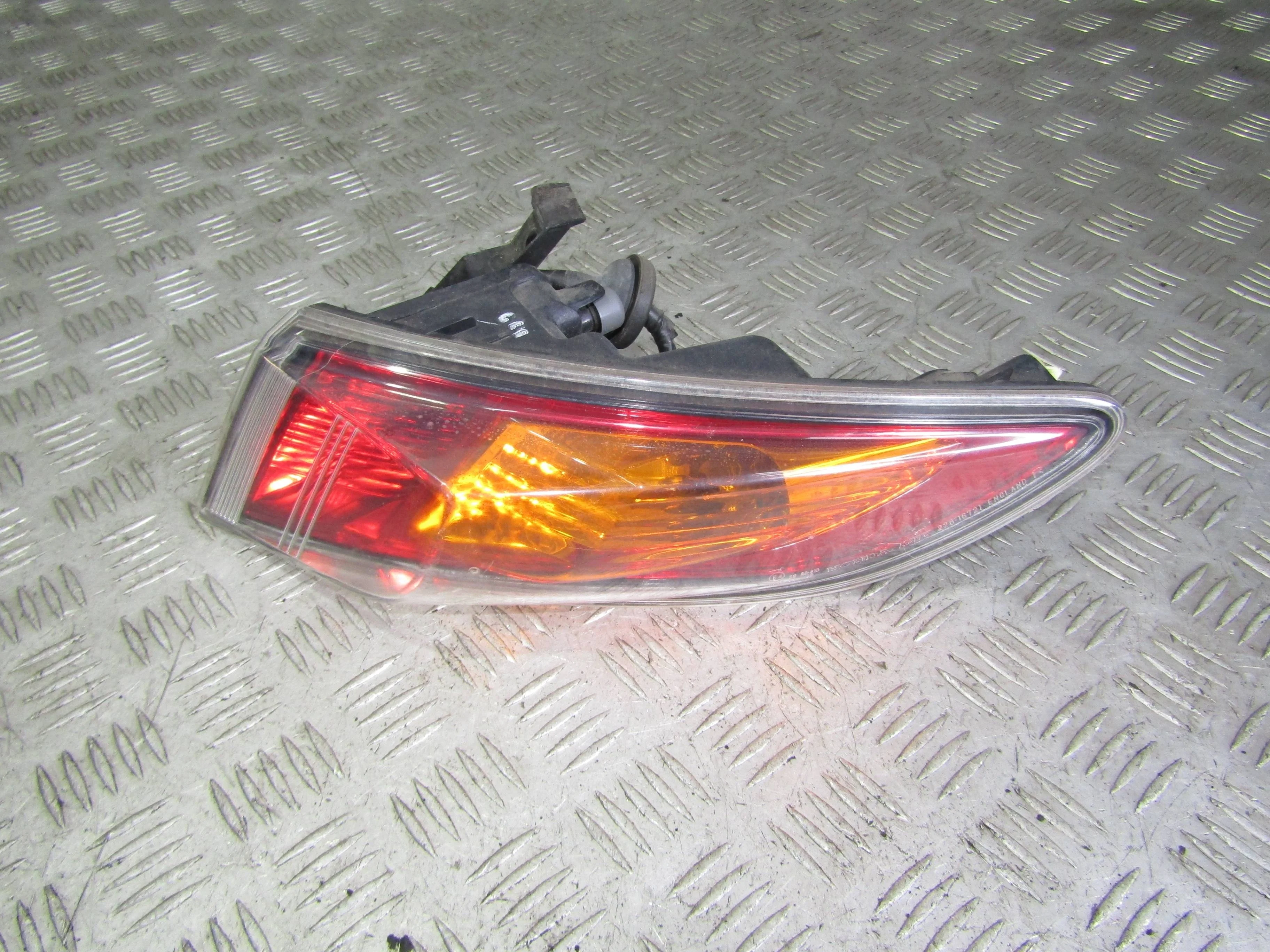 Фонарь внешний правый HONDA Civic VIII (2005—2009)