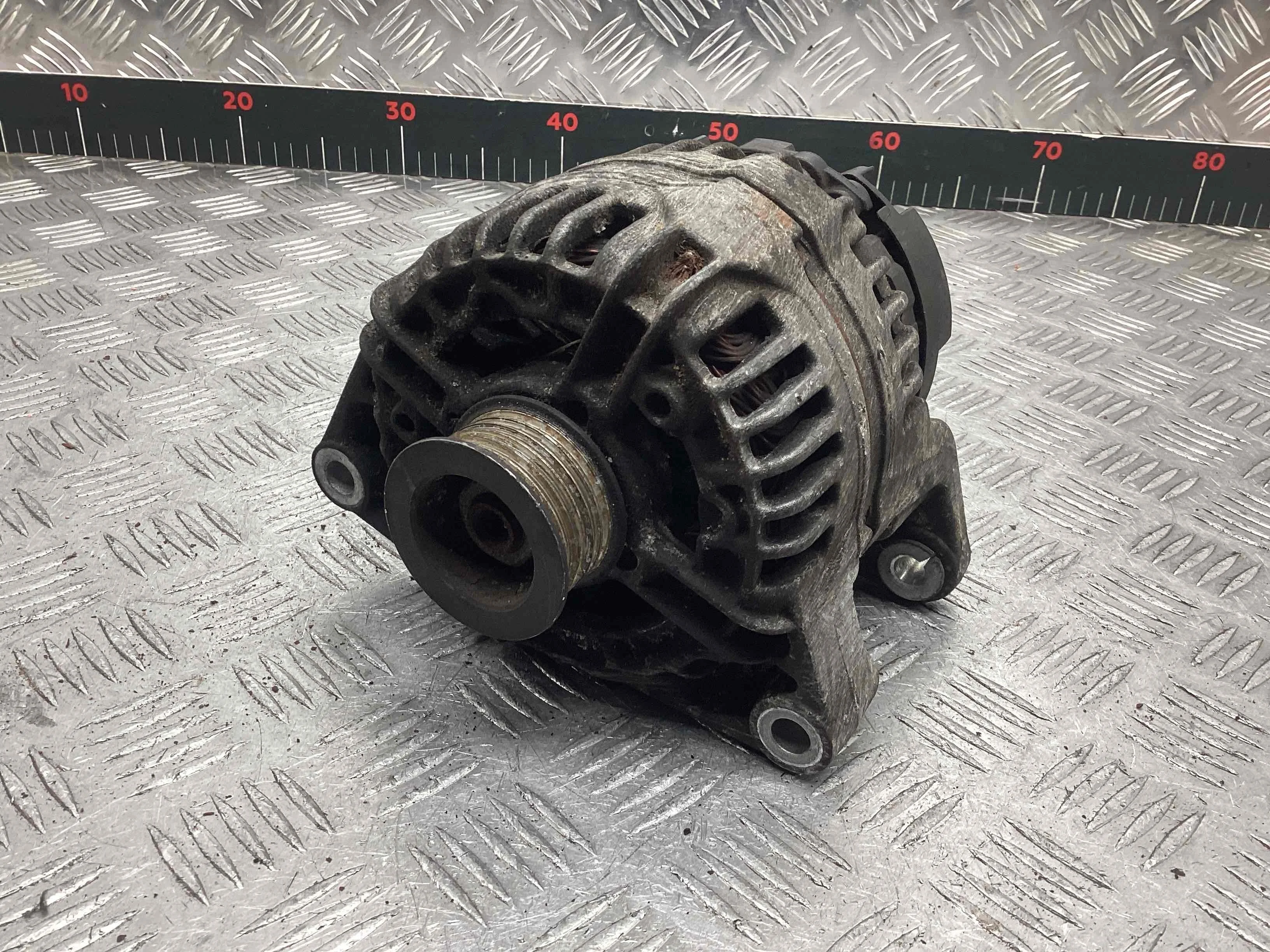 Генератор Opel Zafira Zafira A 2003-2005 рестайлинг 2004 2,0 Дизель АКПП Минивэн.