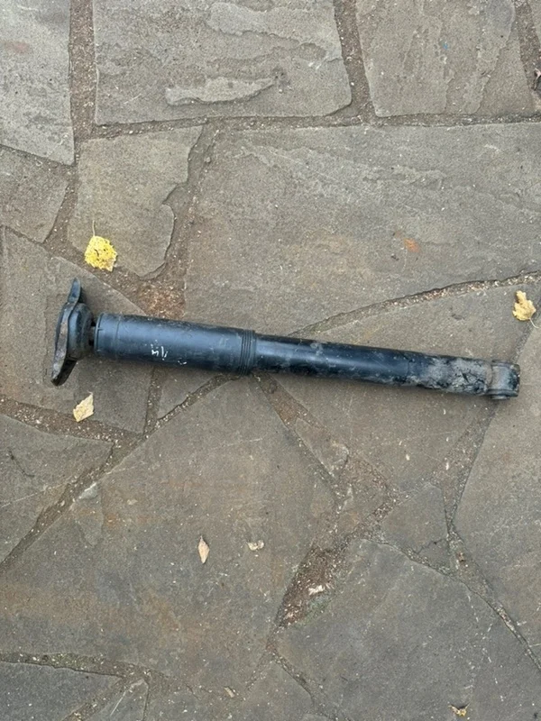 Амортизатор подвески Volvo XC70 2015