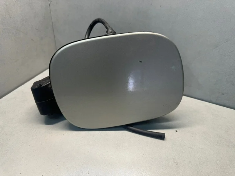 Лючок топливного бака Volvo XC70 2015