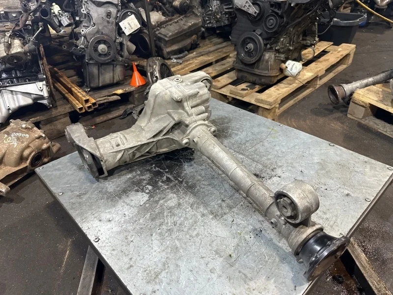 Редуктор Volkswagen Touareg 0AA409507D 3.2, передний