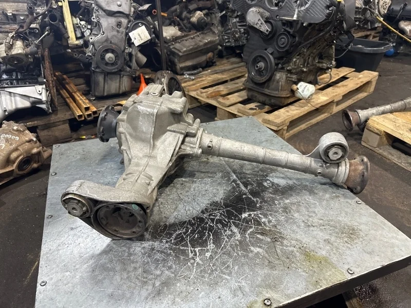 Редуктор Volkswagen Touareg 0AA409507D 3.2, передний