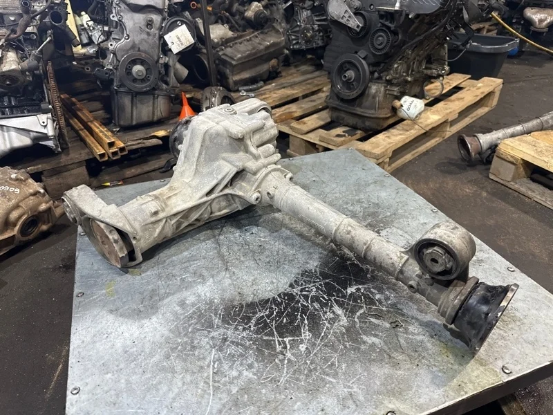 Редуктор Volkswagen Touareg 0AA409507D 3.2, передний