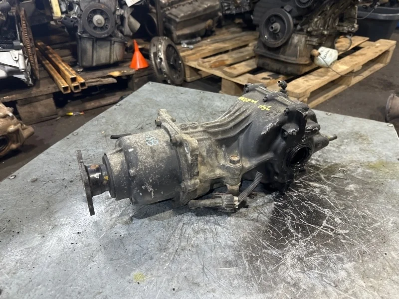 Редуктор Nissan X Trail 2001-2014 38420CA000, задний