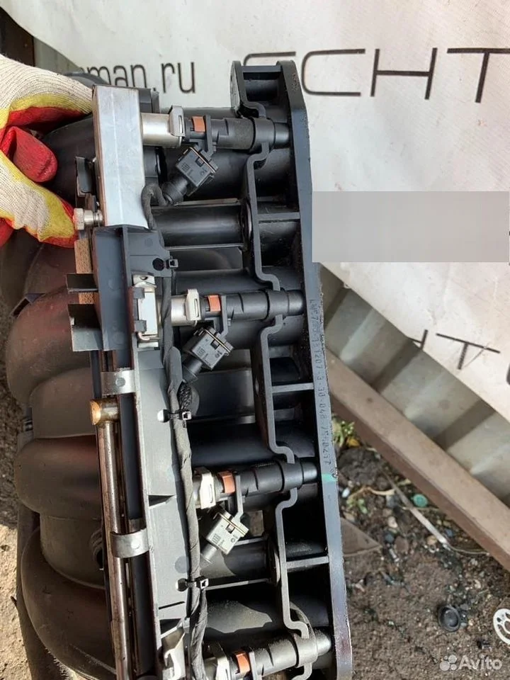 Топливная рампа с форсунками bmw 13537561277