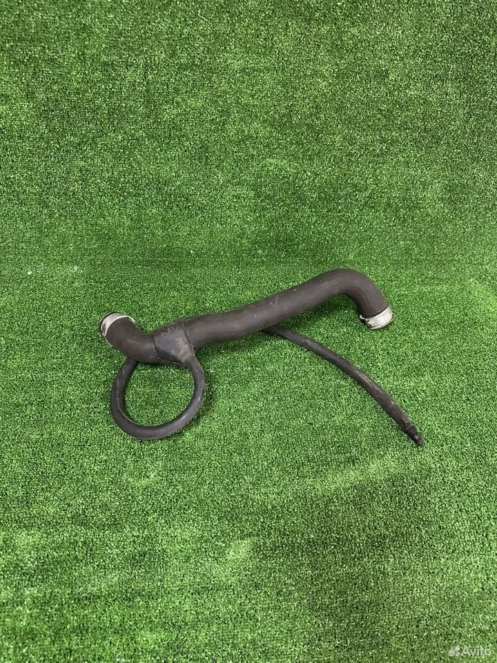 Патрубок радиатора верхний mercedes a2045010382