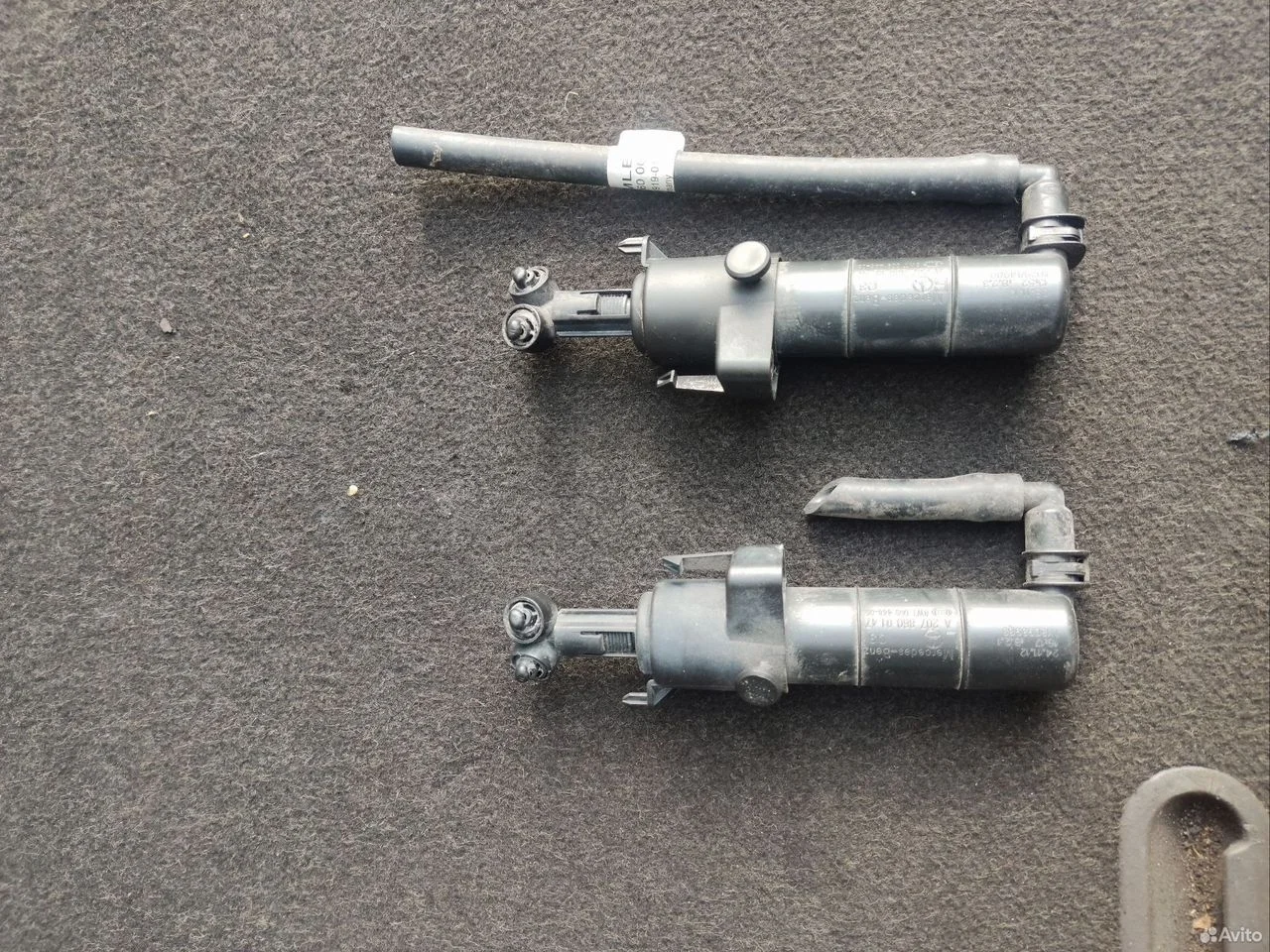 Форсунка омывателя фар mercedes w207