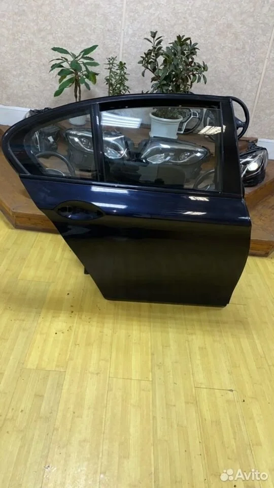 Дверь задняя правая на bmw f10 41007206114