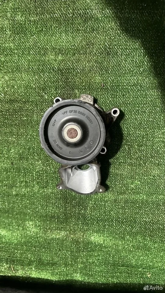 Помпа bmw 11517805810