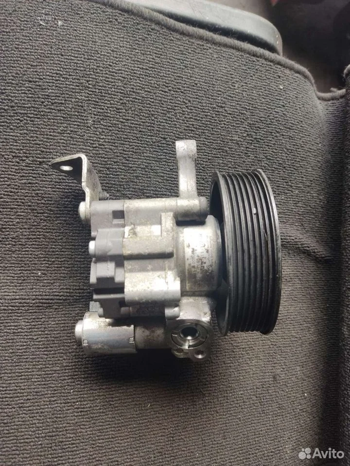 Насос гур mercedes w212 om642 a0064664801