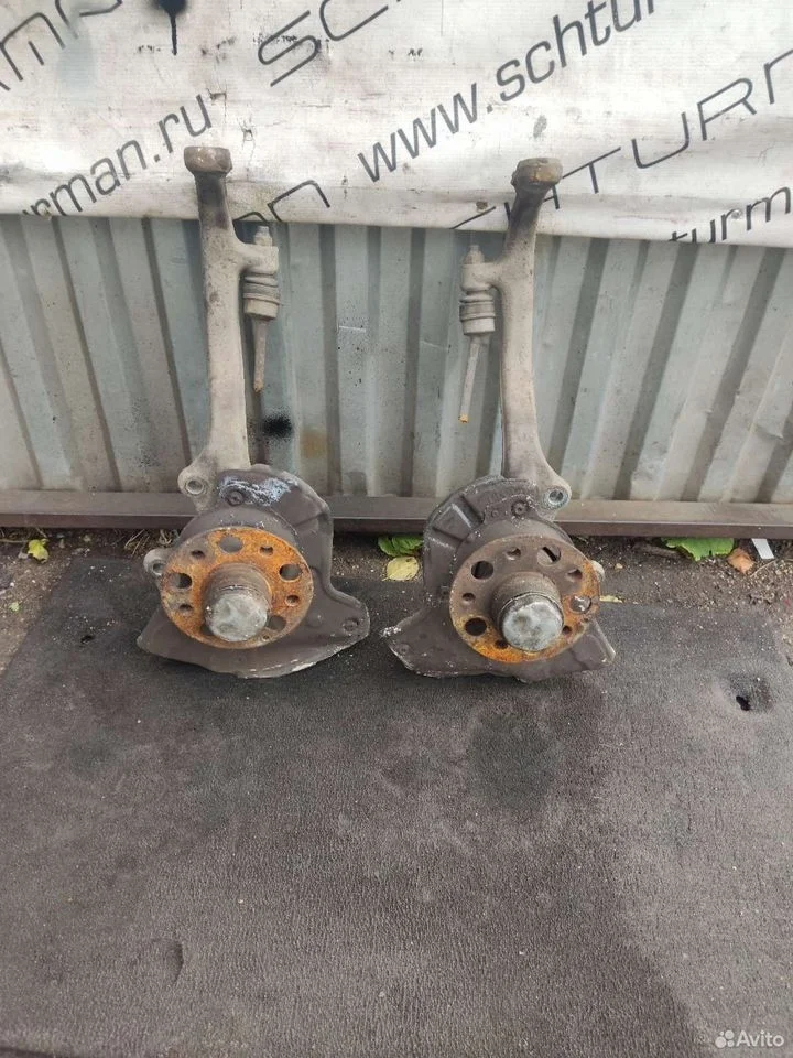 Поворотный кулак передний mercedes w221 w216