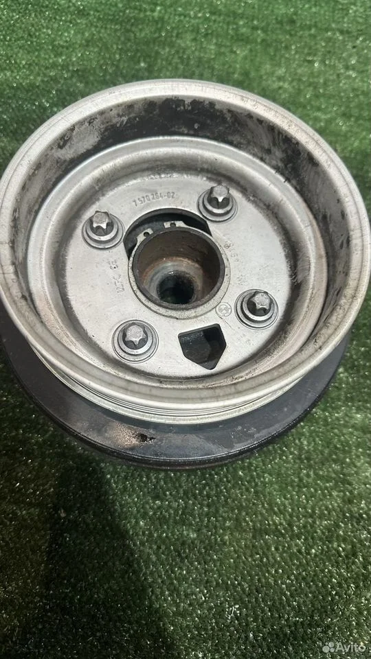 Шкив коленвала в сборе bmw e71 n63b44