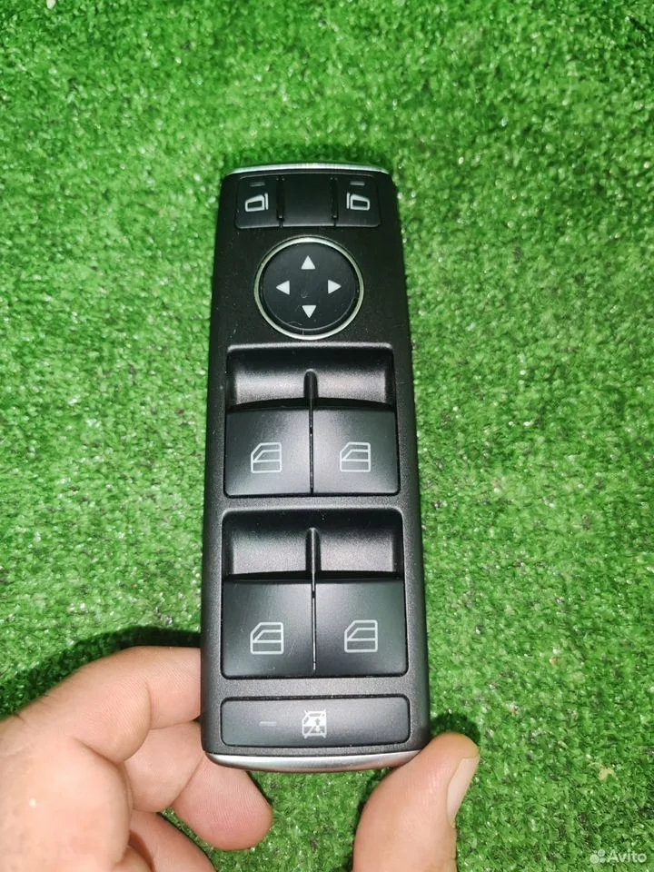 Блок эбу стеклоподъемниками mercedes a2049055302