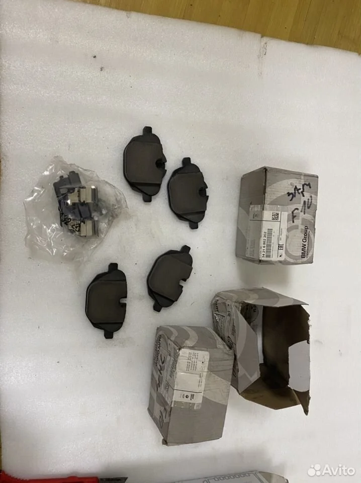 Тормозные колодки задние bmw оригинал новые