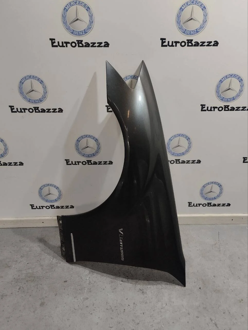 Крыло переднее левое Mercedes W221