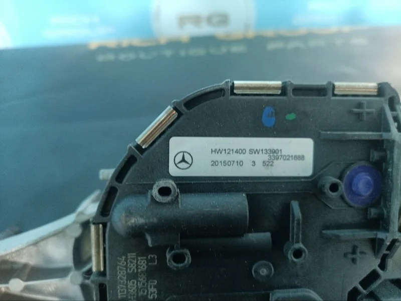 Трапеция дворников Mercedes-Benz C-Class 2015 A2058200740 W205 OM 651 DE 22 LA