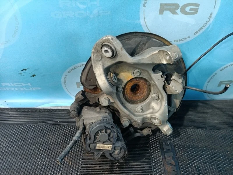 Ступица Mercedes-Benz C-Class 2015 A2053500241 W205 OM 651 DE 22 LA, задняя правая