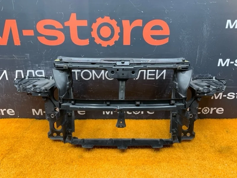 Рамка радиатора Volkswagen Touareg 2008 7L0805594R 7L BHK