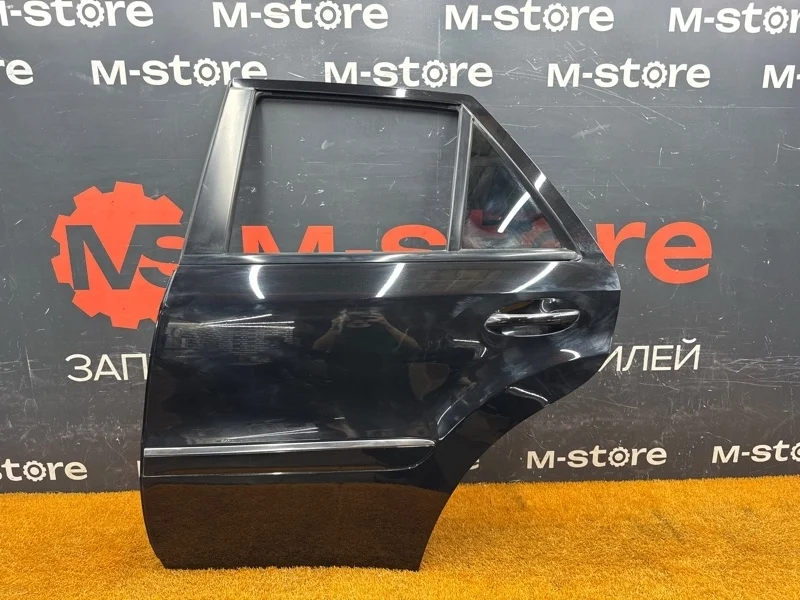 Дверь Mercedes-Benz M-Class 2006 A1647300105 W164 272.967, задняя левая