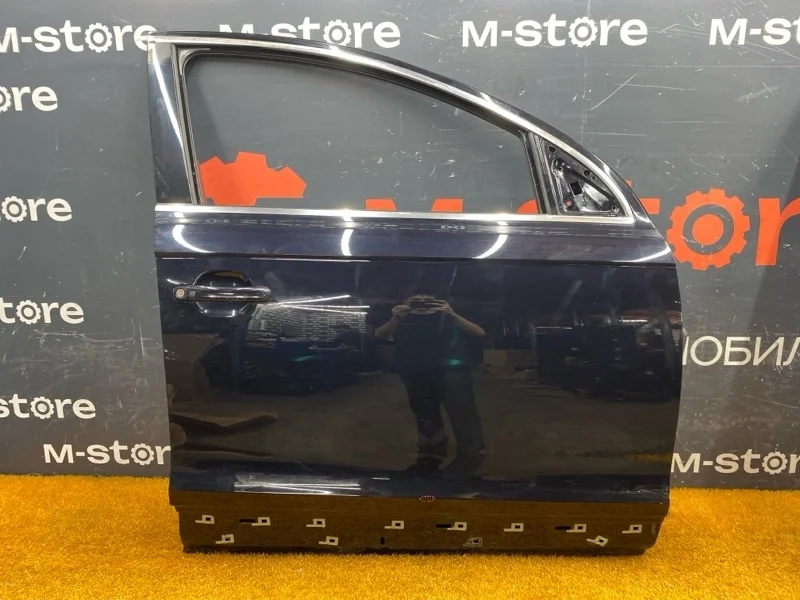 Дверь Audi Q7 2012 4L0831052A 4L CJTC, передняя правая