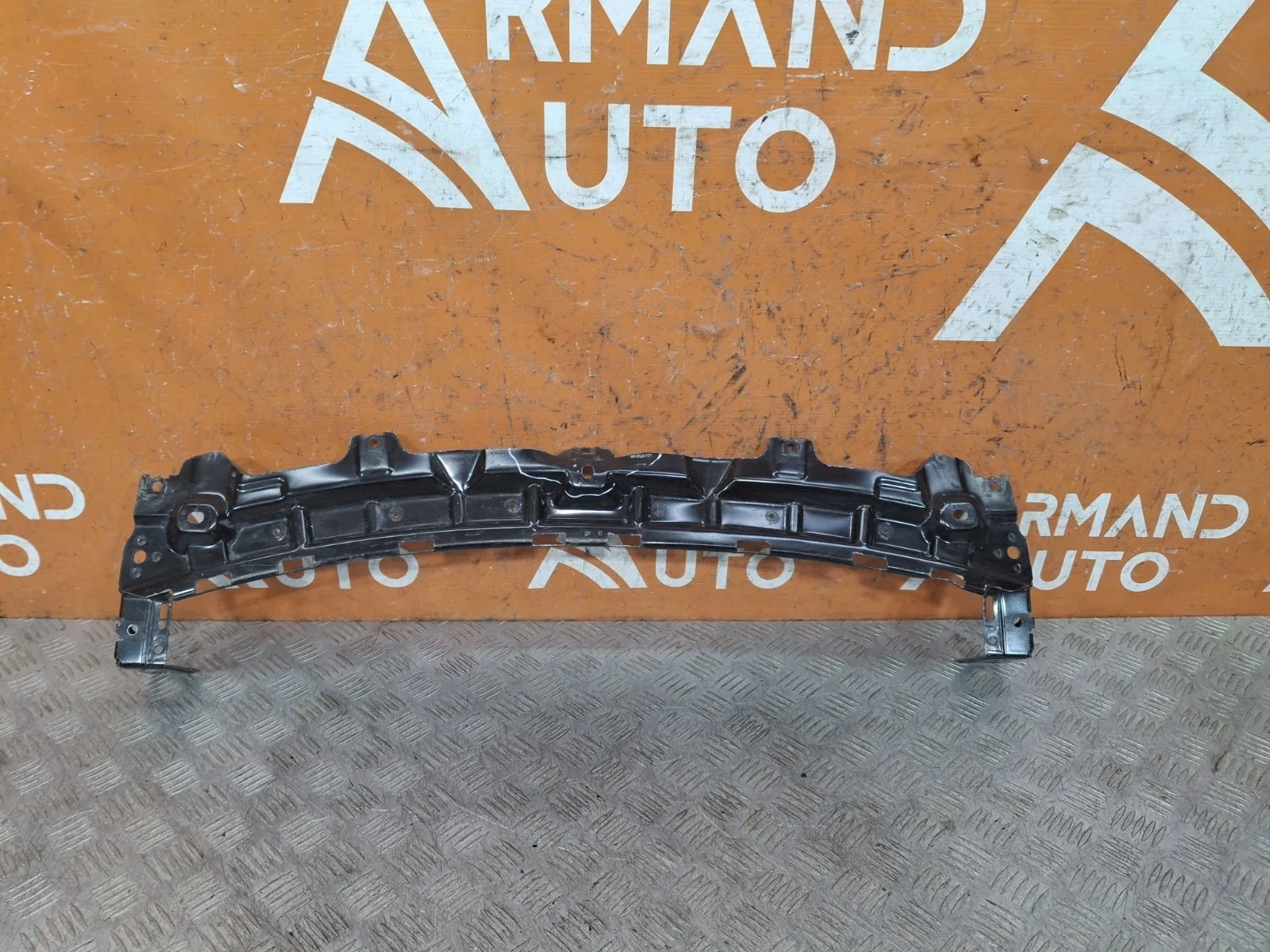 Панель передняя (суппорт радиатора) верхняя BMW X5 2013-2018 F15