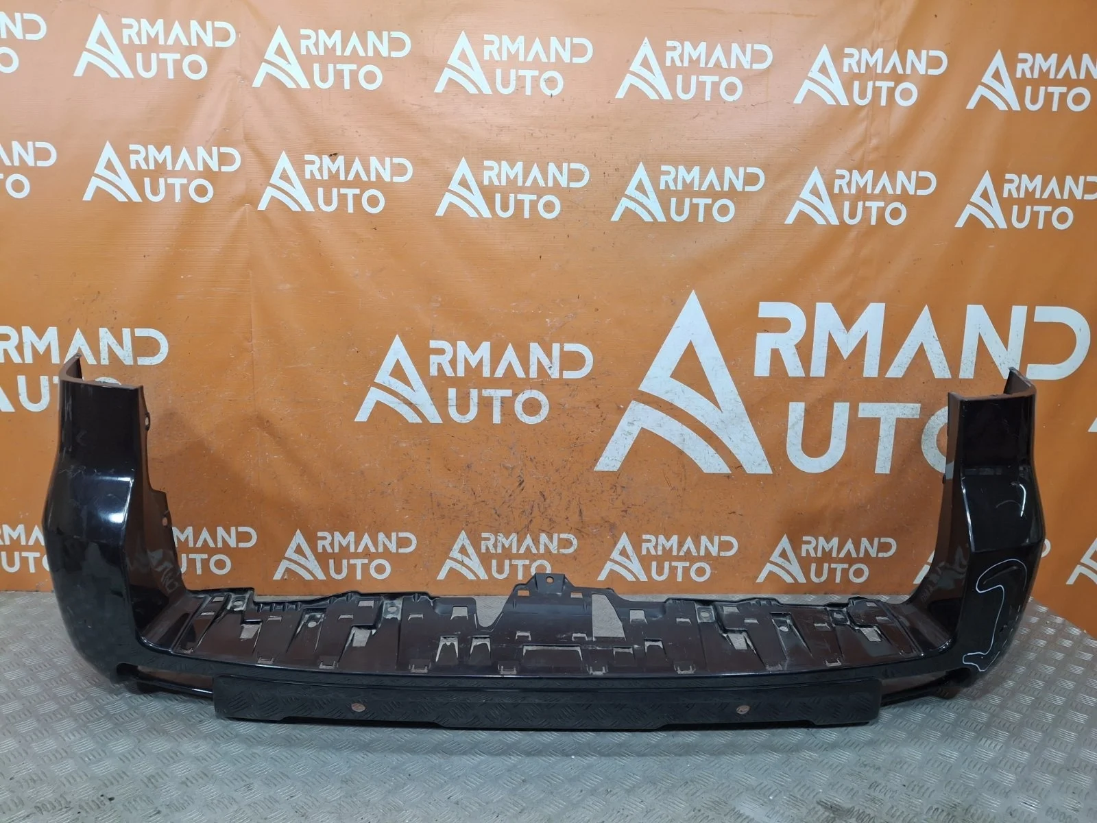 Бампер Toyota Land Cruiser Prado 2017-нв 150