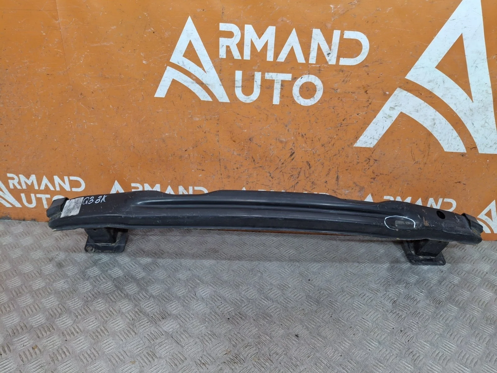 Усилитель бампера Audi Q3 2011-2018 8U