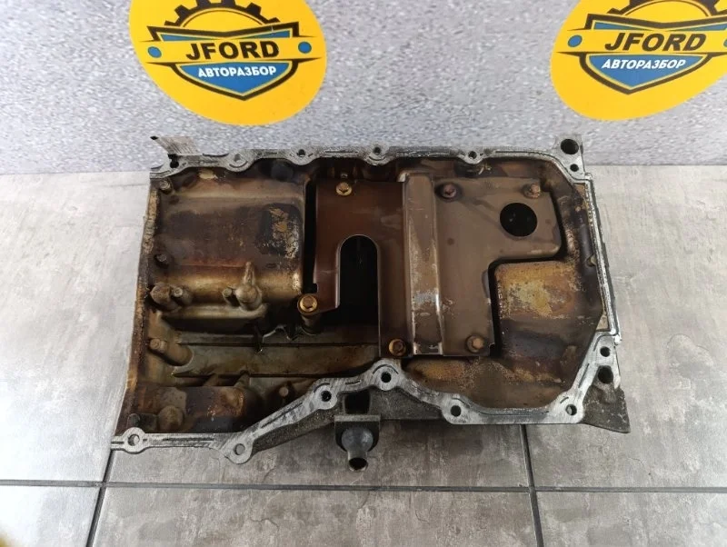 Поддон двигателя Ford Focus 2 2008 CB4